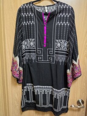 Ethnic Indian Wear Black Tunic with Pink Accent and Multicolor Sleeve Embroidery